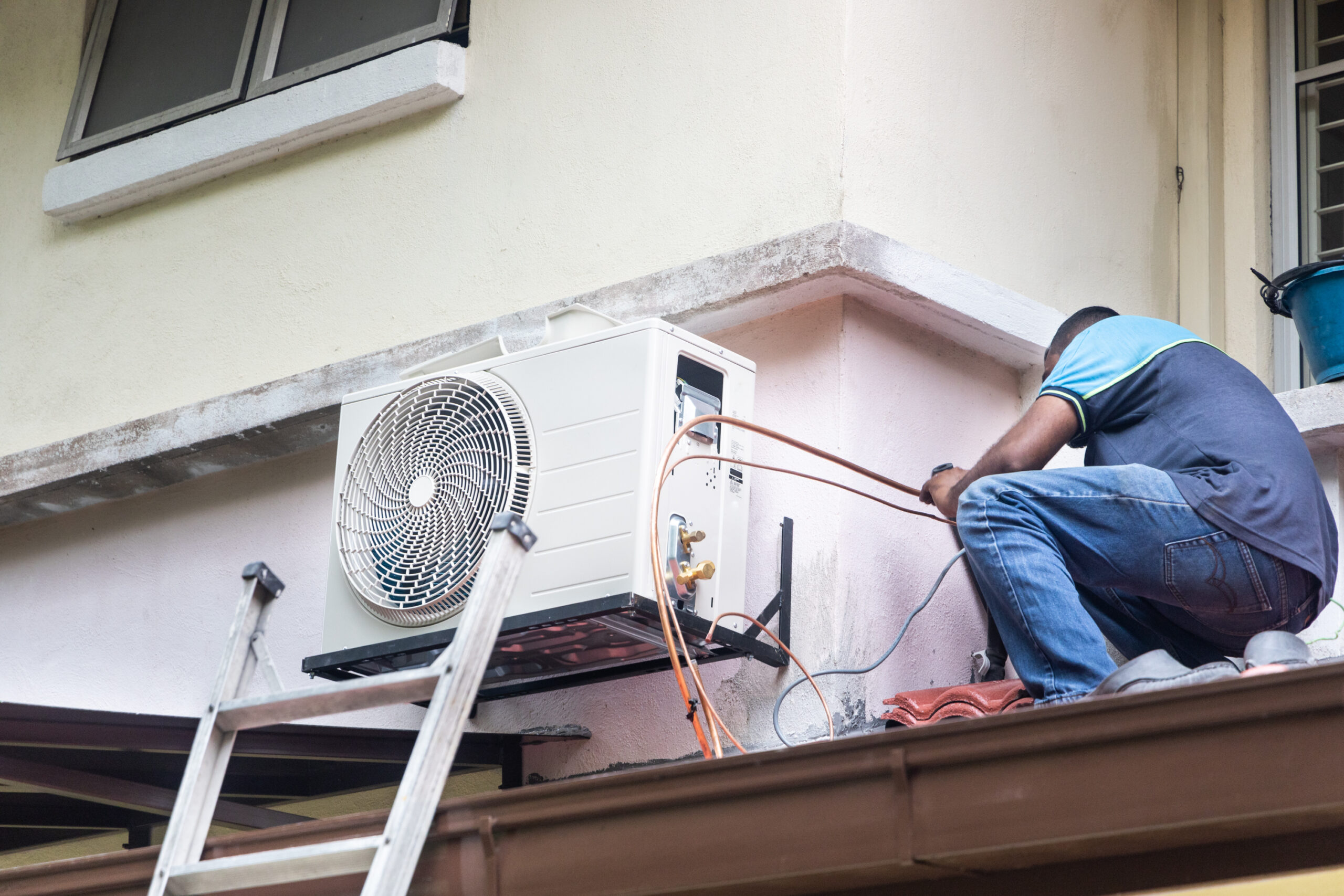 ac-repair-&-gas-top-up-services-in-dubai-image
